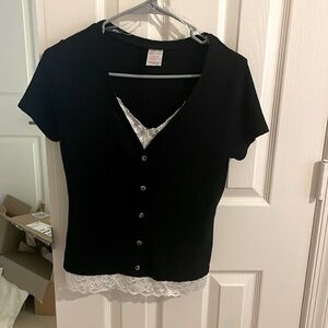 black shirt with white lace, women’s/teens large